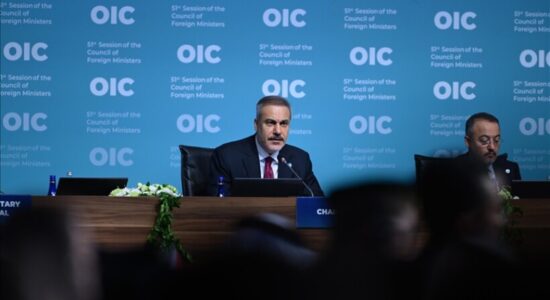 Turqia zotohet të mbështesë botën muslimane dhe drejtësinë globale, kritikon agresionin rajonal të Izraelit