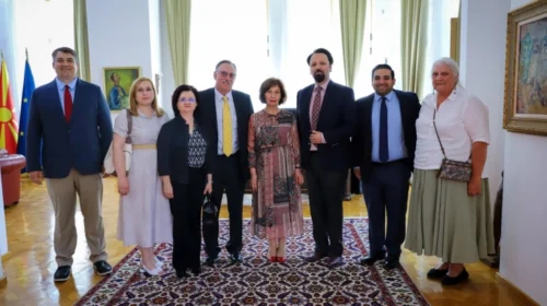 Siljanovska Davkova ka pritur profesorë amerikanë dhe maqedonas, të cilët bashkëpunojnë në fushën e arkeologjisë