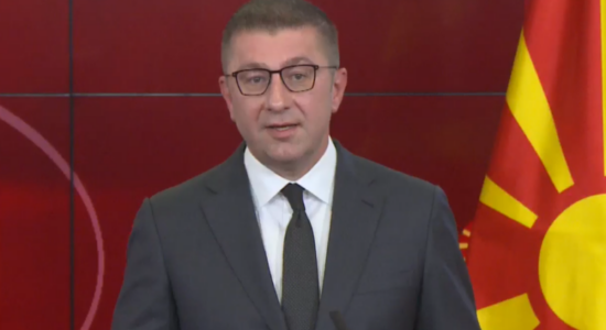 Mickoski: Shtetasit tanë me aeroplan qeveritar do të evakuohen nga Izraeli