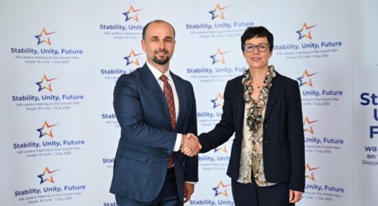 Murtezani takon Komesioneren për Zgjerim Marta Kos: Vazhdojmë me vendosshmëri në rrugën e reformave drejt BE-së