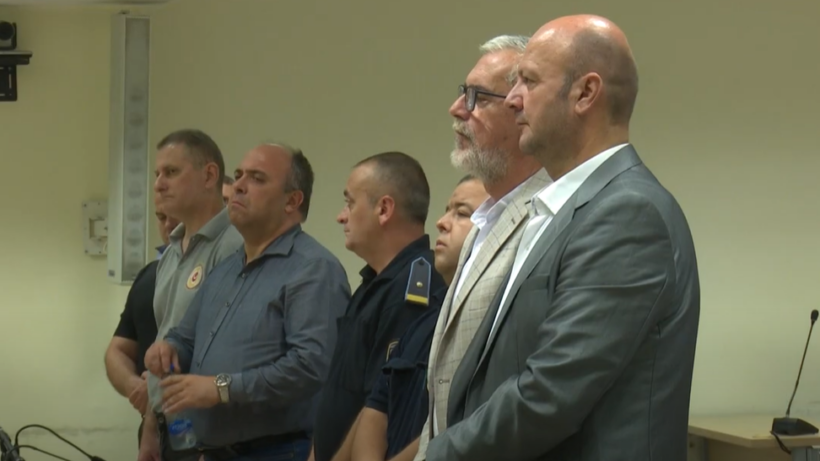 (VIDEO) Palevski me shokët vrasrës, gjithë jetë prapa grilave!