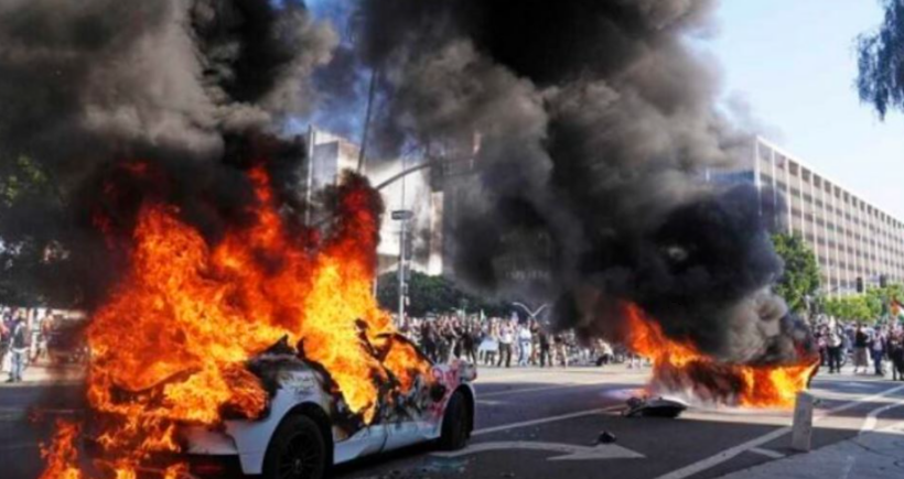 Çfarë i shkaktoi protestat në Los Angeles?