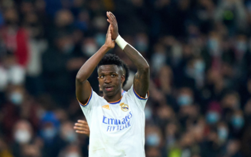 Real Madridi fiton lehtë ndaj Salzburgut, shkëlqen Vini Jr