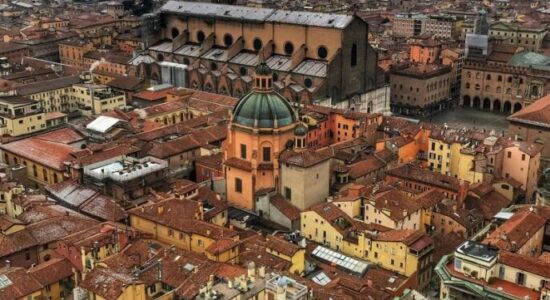Rajoni italian ndërpret zyrtarisht lidhjet me qeverinë izraelite