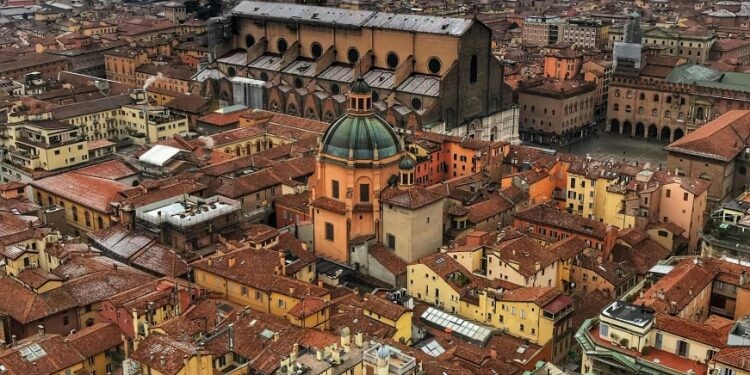 Rajoni italian ndërpret zyrtarisht lidhjet me qeverinë izraelite