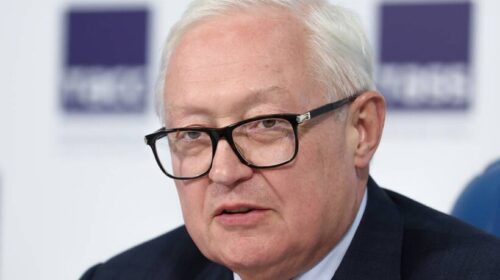 Rusia këmbëngul në zgjidhjen politike e diplomatike të programit bërthamor iranian