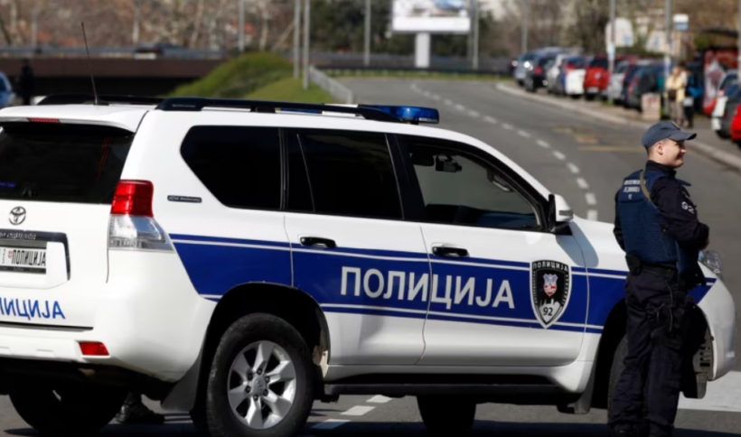 Serbia arreston tre persona nën dyshimet se planifikonin “ndryshimin me forcë të pushtetit”