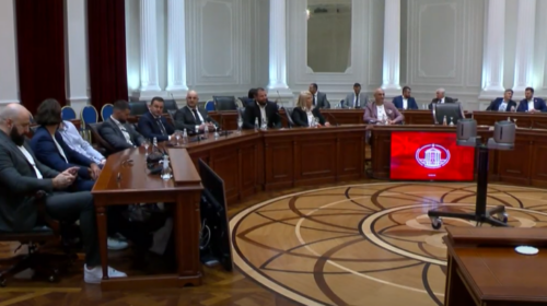 (VIDEO) Reagime ndaj mirënjohjeve për sportistët e dalluar, Jakupi përgënjeshtron Shahinin: Nuk marrë asnjë pension sportiv