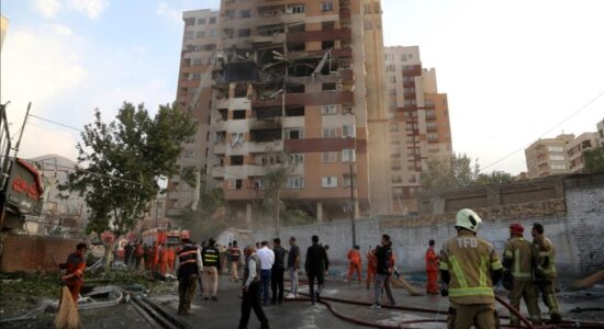 (VIDEO) Mbi 70 të vdekur nga sulmet izraelite në Iran