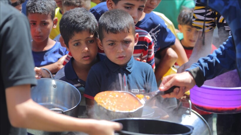 Qeveria e Gazës: Palestinezët që përballen me urinë vendosen nën shënjestrën e snajperëve izraelitë