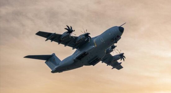 14 aeroplanë mallrash nga SHBA-ja dhe Gjermania mbërrijnë në Izrael me pajisje ushtarake