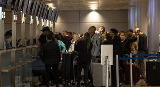 Izraeli evakuon aeroportin “Ben Gurion” pas sulmeve hakmarrëse me dronë nga Irani