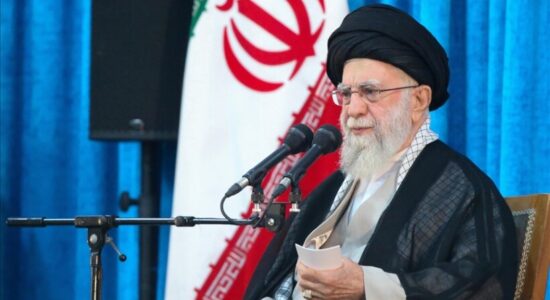 Ministri izraelit: Donim ta vrisnin Khamenein, por nuk arritëm të zbulojmë vendndodhjen e tij