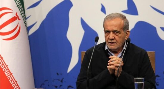 Presidenti iranian, Pezeshkian: Përgjigjja e fuqishme do ta bëjë Izraelin të pendohet