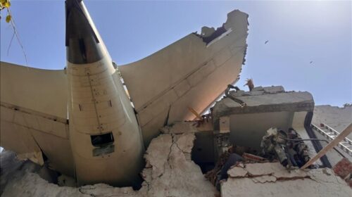 Temperatura e lartë “nuk la asnjë mundësi” për të shpëtuar pasagjerët e aeroplanit të rrëzuar indian