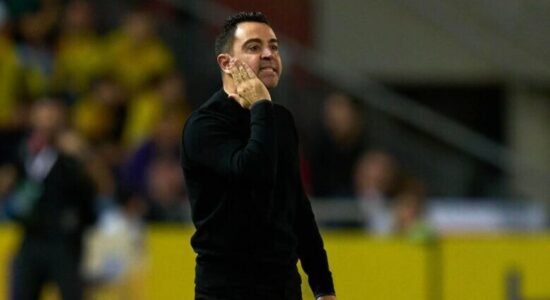 Xavi merr një ofertë tejet tunduese për t’u rikthyer sërish në stol