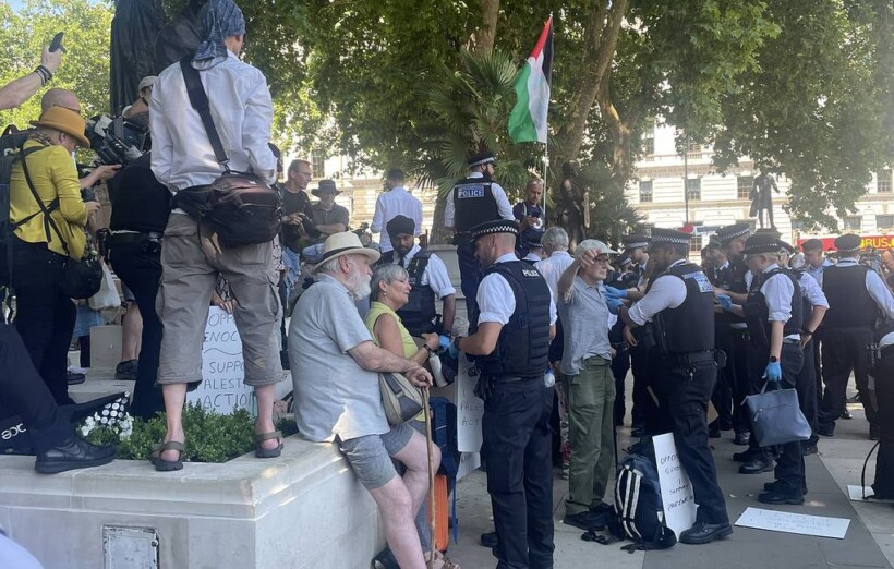 Protestuan në mbështetje të Palestinës, arrestohen mbi 70 persona në Britani