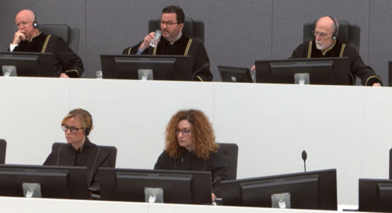 Specialja rrëzon mocionin e mbrojtjes ndaj Thaçit, Veselit, Krasniqit dhe Selimit