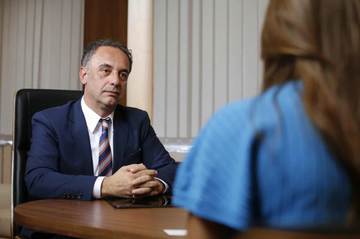 Aliu prezanton iniciativën “Kabineti Mobil”