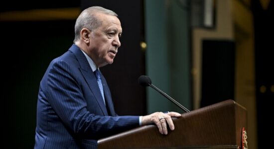 Presidenti Erdoğan thotë se bisedimet e paqes Rusi-Ukrainë mund të vazhdojnë në Turqi