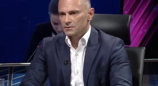 Filipçe: Konsensusi mbipartiak është zgjidhja e vetme, të bisedojmë dhe të përcaktojmë vijat e kuqe