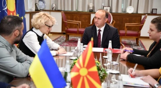 Gashi-Dir: Mbështetje për Ukrainën dhe avancim të bashkëpunimit mes dy parlamenteve