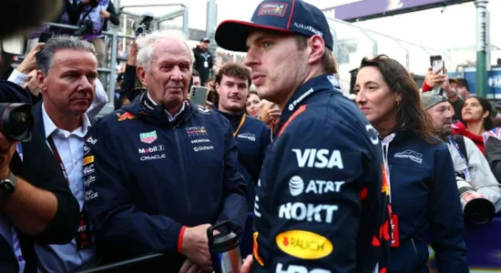 Max Verstappen i befason të gjithë në Silverstone