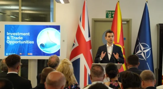 Mucunski në forumin e biznesit në Londër: Kompanitë britanike të shqyrtojnë mundësitë që ofron tregu dhe ekonomia vendore