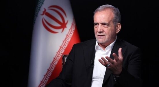 Presidenti iranian nuk sheh “asnjë problem” në rifillimin e negociatave bërthamore me SHBA-në