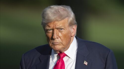 Trump u diagnostikua me pamjaftueshmëri kronike venoze – sa serioze është gjendja e tij?