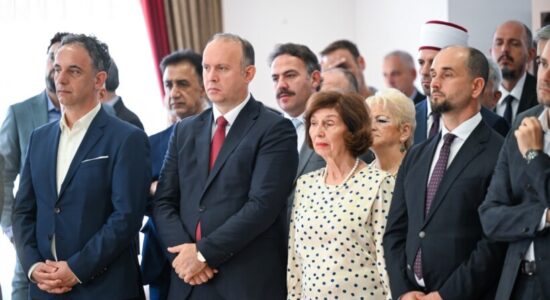 Afrim Gashi në ceremoninë përkujtimore të 15 Korrikut në Ambasadën e Turqisë: “Fuqia e popullit mbron demokracinë”