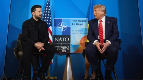 “Financial Times”: Trump e pyeti Zelenskin nëse Ukraina mund të godasë Moskën dhe Shën Petersburgun