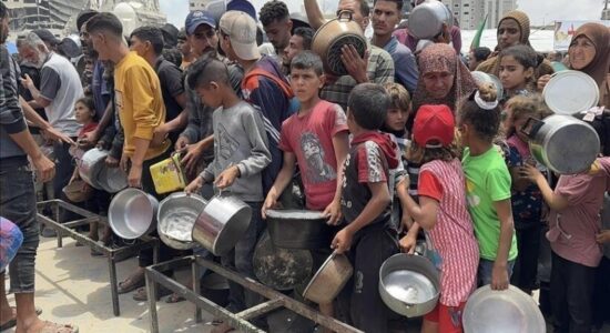 Hamasi bën thirrje për mobilizim global të dielën kundër politikës izraelite të urisë në Gaza