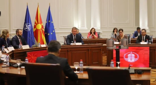 Këshilli ekonomiko-social duhet të mbajë seancë, pritet të bisedojë për inflacionin dhe rritjen e pagave