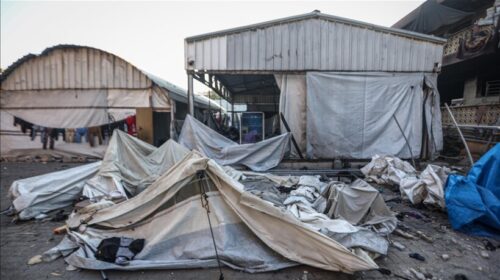 Të paktën 15 të vrarë në sulmin izraelit ndaj tendave me palestinezë të zhvendosur në jug të Gazës