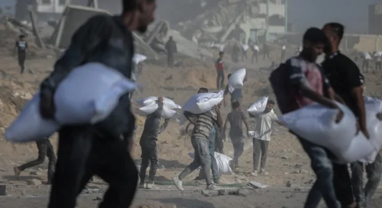 Komisioni Evropian: Nuk ka raportime për vjedhje ndihmash nga Hamasi në Gaza