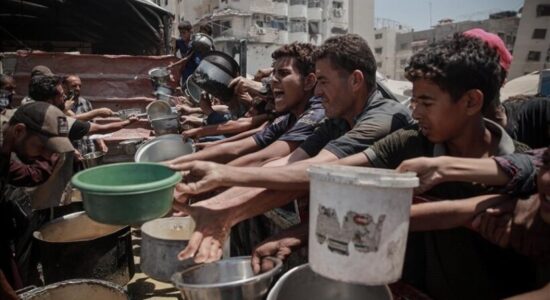 Drejtuesit e universiteteve izraelite i kërkojnë Netanyahut t’i japë fund urisë në Gaza