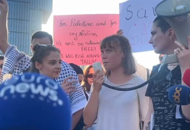 “Liri për Palestinën, stop gjenocidi”, aktivistja Greta Thunberg proteston në Tiranë