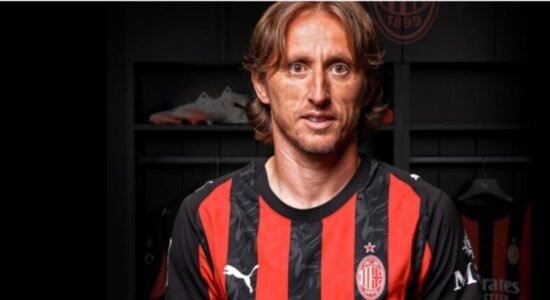 Tashmë zyrtare, Modric i bashkohet Milanit – do të mbajë numrin 14 në fanellë