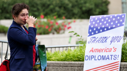 DASH pushon nga puna më shumë se 1300 punonjës, Trump vazhdon të “shkurtojë” shërbimin civil