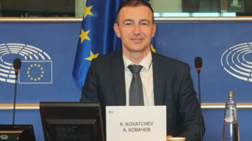 Kovaçev: Temat mbi identitetin dhe gjuhën nuk kanë vend në një raport mbi një vend që aplikon për anëtarësim në BE