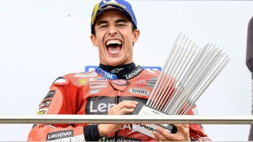 MotoGP/ Marc Marquez nga një planet tjetër, në podium ngjiten edhe Alex dhe Bagnaia…