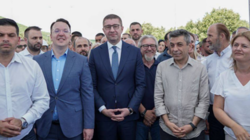 Mickoski: Autostrada drejt Ohrit për vite me radhë ishte simbol i ngecjes,  tani do të jetë simbol i suksesit dhe punës së përgjegjshme