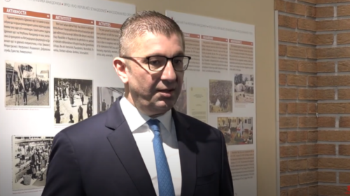 (VIDEO) Kryeministri thotë se zjarret rreth Shkupit i kanë ndezur njerëzit