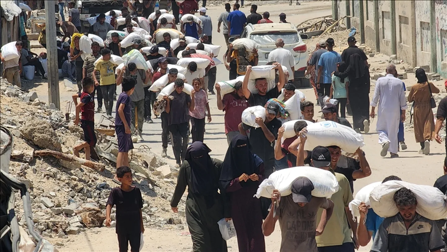 Autoritetet: Gaza ka nevojë për 500 mijë thasë me miell çdo javë, ndërsa uria përkeqësohet