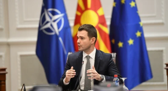 Mucunski në Stamboll do të marrë pjesë në takimin e parë të Platformës ballkanike për paqe
