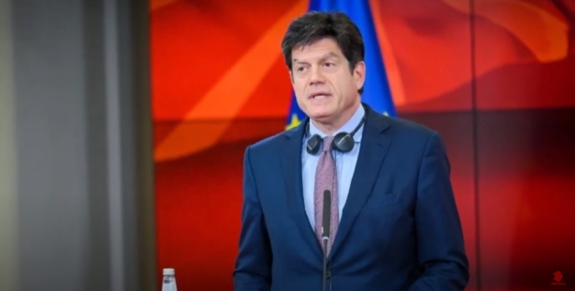(VIDEO) Euroambasadori Rokas: Identiteti dhe gjuha nuk negociohen