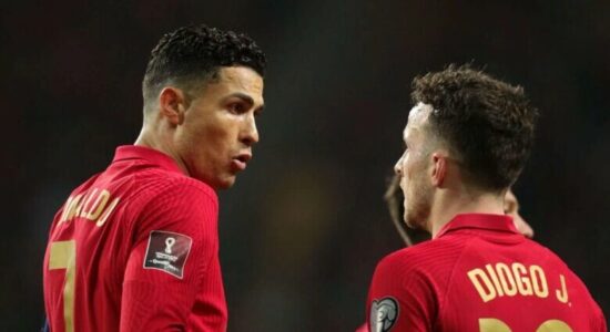 Shpërthejnë polemikat, ja ku gjendet Ronaldo pasi mungoi në funeralin e Diogo Jotas