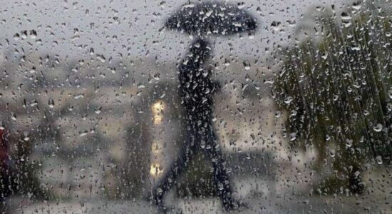 DPHM: Nga nesër temperaturat do të shënojnë ulje, do të kemi reshje shiu dhe bubullima