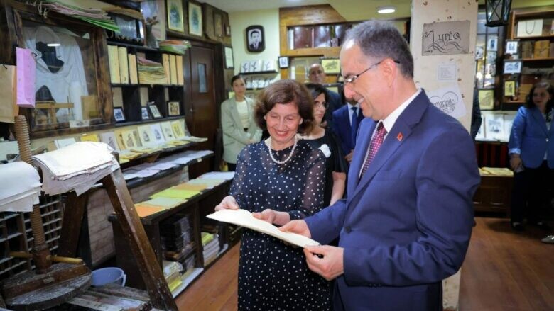 Takimi Siljanovska Davkova-Begaj: Korridori 8 duhet të jetë prioritet i dy vendeve